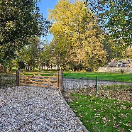 Maison Du Gardien De Logempre Holiday home
