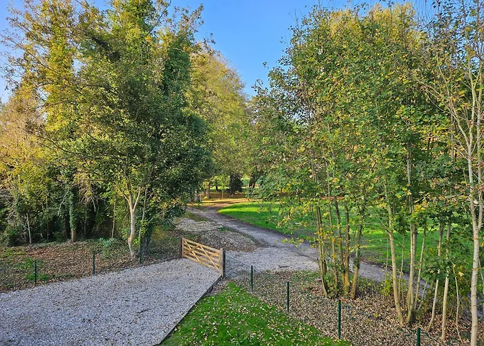 Maison Du Gardien De Logempre Holiday home *