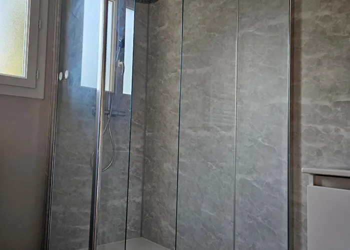 Maison Du Gardien De Logempre * Pont-Saint-Pierre